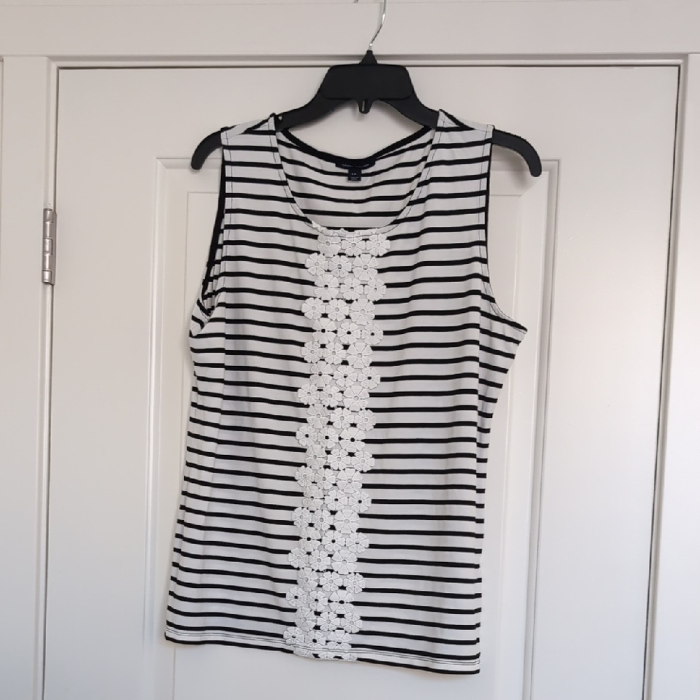 Tommy Hilfiger Black and White Striped Top With Floral Embroidery Size L
